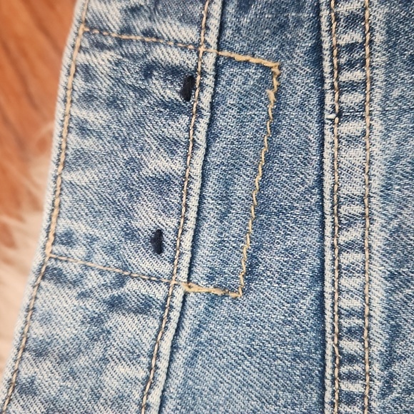 GAP Women's Casual Boyfriend Straight Leg Medium wash Jean's - Picture 4 of 7